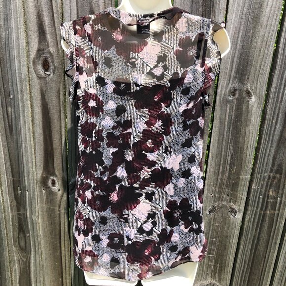 Cabi XS Floral V Neck Blouse Top Chiffon Sheer 3618 Weaver Sleeveless Flutter - Picture 6 of 9